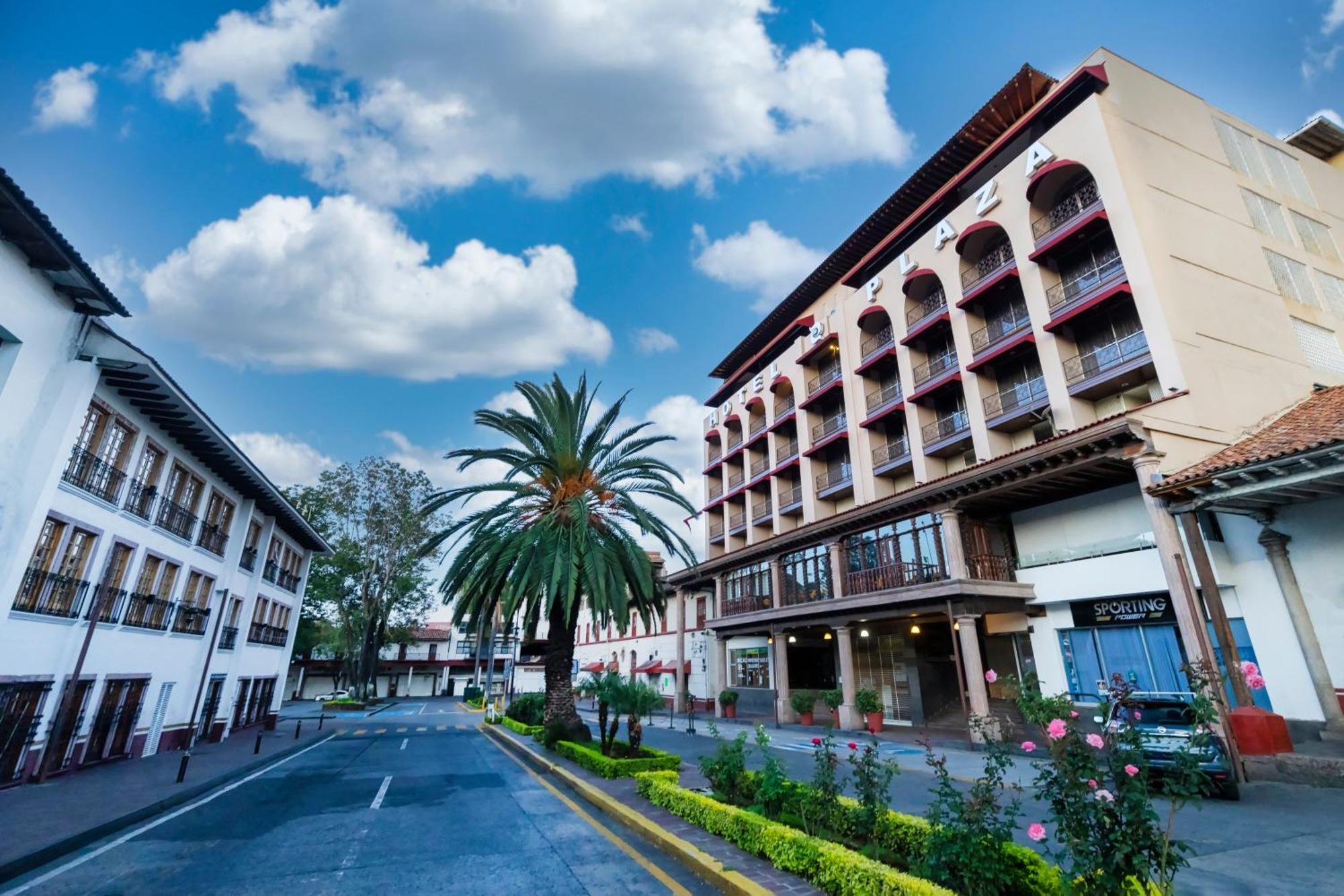 乌鲁阿潘广场酒店 Uruapan  外观 照片